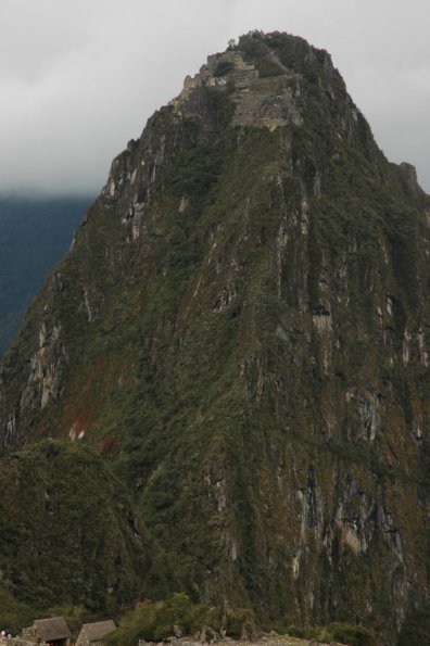 Ant Wayna Picchu kalno buvo vienas is miesto sargybos punktu ir Menulio sventykla